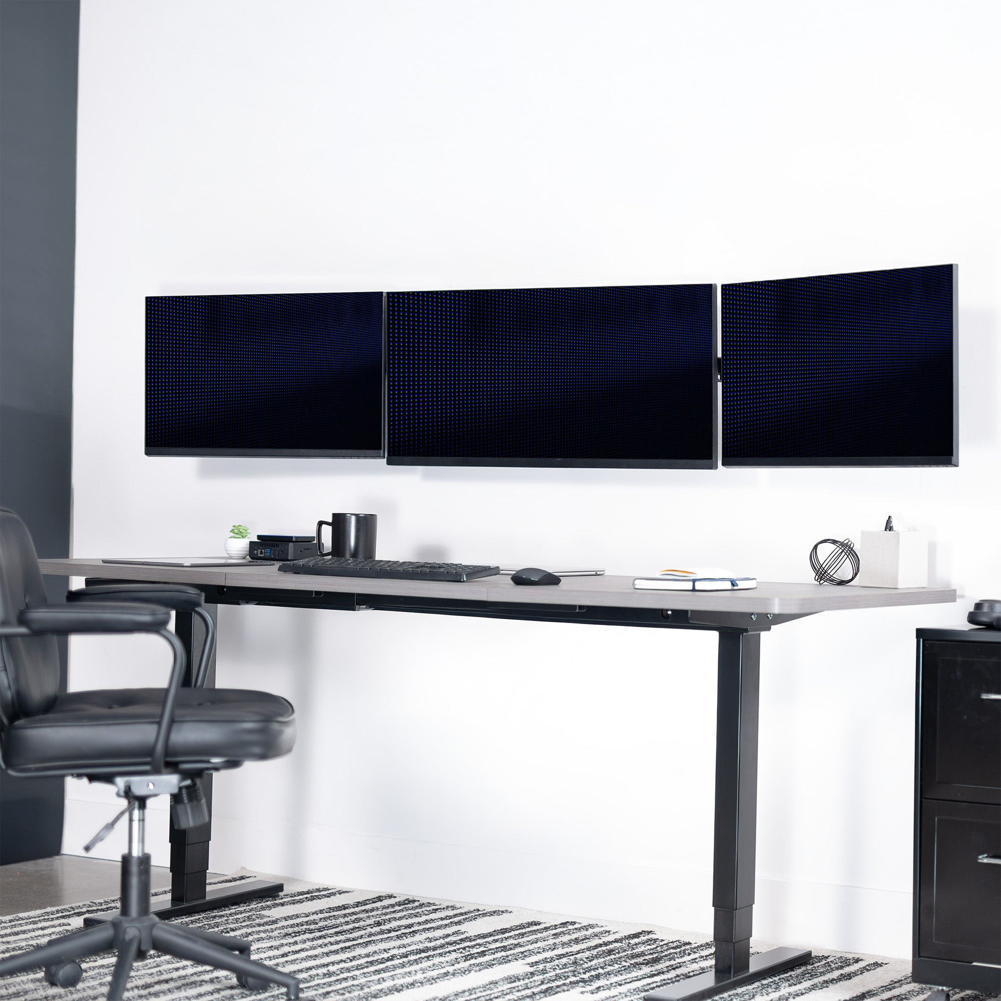 Telescoping Triple Monitor Wall Mount