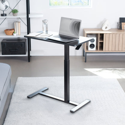 Mobile Laptop Cart in home office setting